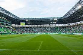 A szurkolók egy része képezi az ún. Fenyuzo Galaval Adtak At A Fradi Stadiont 24 Hu