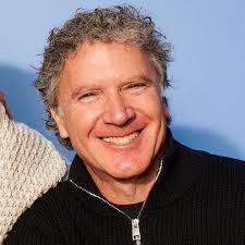 Cadillacs and Dinosaurs (TV Series 1993–1994)