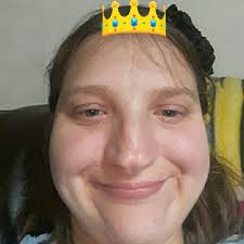 Helen Hindle (@HindleHelen)