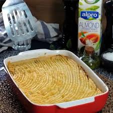 Rhian S Recipes Vegan Gf On Instagram This Vegan Shepherd S Pie By Bosh Tv Looks So Comforting You Can Make It Gluten Free By Substitute The Marmite Wit