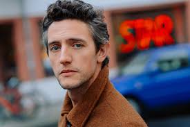 Yilmaz Bayraktar (Adam Bay)