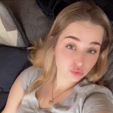 Desiree Perry's Instagram, Twitter & Facebook