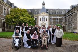 Check spelling or type a new query. Un Nouveau Toit Pour La Communaute Des Beatitudes