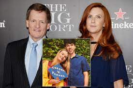 He is a founding member of and plays saxophone in contemporary jazz groups happy apple and fat kid wednesdays. Author Michael Lewis Teen Daughter Dead After Head On Collision Ioi Newz