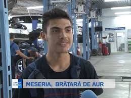 Zilele acestea parcă am parte numai de discuții despre meserii. Meseria Bratara De Aur Youtube