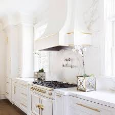 White kitchen ideas & dining room decorating ideas. White And Gold Kitchens Design Ideas