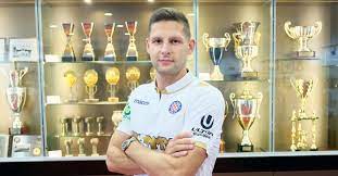 In the game fifa 21 his overall rating is 66. Stipe Vucur Wechselt Vom Fck Zu Hajduk Split Der Betze Brennt