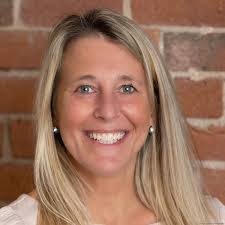 Candice Gould's Instagram, Twitter & Facebook