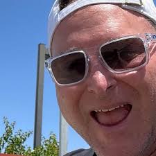 Paul Gowen (@paulgowen) • Threads, Say more