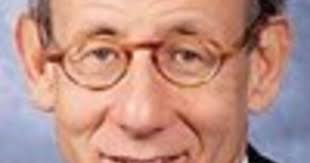 Pressuring David Brandon over football woes hurts University of Michigan,  Stephen Ross says