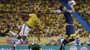 El club inglés paga por el colombiano 30,25 millones más 1,5 en variables; Fc Barcelona Verpflichtet Innenverteidiger Yerry Mina Fussball
