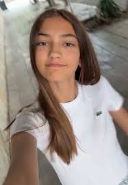 A todos los que están aquí, que me apoyan, me inspiran y me aguantan en  todas mis versiones. Gracias por estar… ¡los llevo en el corazón con  glitter! 💖✨ #Viral #ParaTi #Fyp #BrillandoJuntos ...