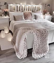 Below are 25 diy dorm room decor ideas to help make your room look spectacular without breaking the bank! Diy Tumblr Rooms Home Facebook
