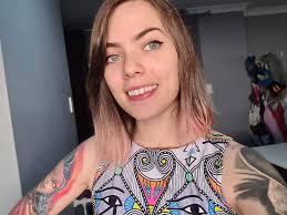 Does anyone have a funny or punny IGN? 💜