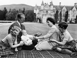 Elizabeth was born in mayfair, london. A Young Queen Elizabeth Prince Philip And Prince Charles At Balmoral In 1960 People Com