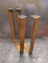 Pin De Inspiracion En La Incorporacion De Hierro Oxidado En Mobiliario Complementario Metal Table Legs Metal Table Table Legs