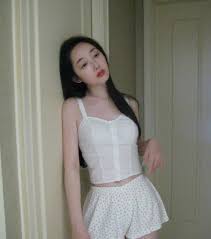 北京这一天，张子枫高级脸，刘涛韵味十足，蒋梦婕美黑妆吓到我了-腾讯新闻