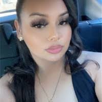 Daisy Tavares's Instagram, Twitter & Facebook