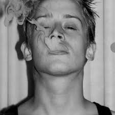 August 26, 1980) is an american actor, musician, and podcaster. Macaulay Culkin Daily Beitrage Facebook