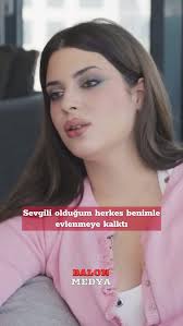 Defne Samyeli’nin kızı Derin Talu: Sevgili olduğum herkes benimle evlenmeye  kalktı