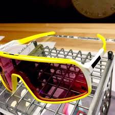 Welshman thomas, who ended the stage trailing in the overall standings by one minute, 11 seconds, wrote on twitter: New Sutro Sunglasses 2020 Egan Bernal Tour Of France 2019 Cycling Sunglasses Sport Polarized Road Bike Goggles Riding Eyewear Edock Shop