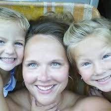 Beverly Rutledge's Instagram, Twitter & Facebook