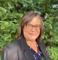 Katie Backus's Instagram, Twitter & Facebook