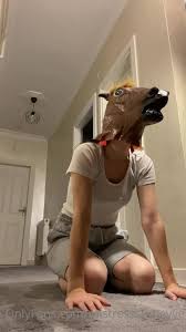 Pony girl video • Mistress Sümeyye