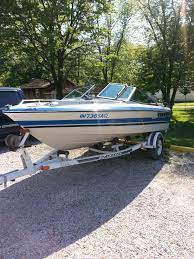 1987 Sea Ray As You Can See The Gel Coat Is In Excellent Shape For 27 Yrs Old Bigger Boat Seville Boat