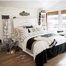 Remodelaholic modern coastal bedroom decor tips. Coastal Bedroom Design And Decoration Ideas For Creative Juice