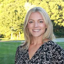 It's my birthday. This year didn't go how I thought it would. I changed  jobs. I assumed I'd be in the last one a bit longer. That story ended  before I was