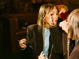 She often accompanies herself on the ukulele. Grace Vanderwaal S Groovy Glitzy And Gucci Fied Tour Photo Diary Fashionista