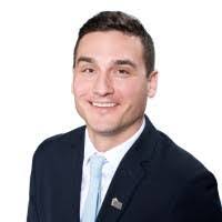 Ryan Selleck's Instagram, Twitter & Facebook