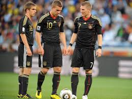 „er hat nicht den kopf hängen lassen, sondern. Football Germany Kisses Goodbye To Golden Generation As Com