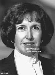 351 Joanne Hill Photos & High Res Pictures