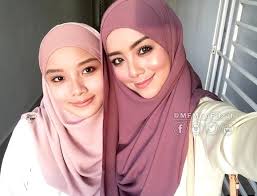 Cantik adik dan kakak mira filzah macam kembar sama je muka dan senyum. 11 Foto Adik Beradik Mira Filzah Yang Ramai Tak Tahu Iluminasi
