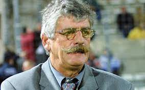 Didier notheaux ➤ former footballer (defender) ➤ last club: 4rlfifb1ksfh5m