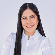 Benny Casanova's Instagram, Twitter & Facebook