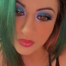 Ericka Lee's Instagram, Twitter & Facebook