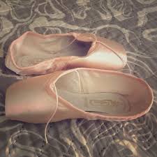 Freed of london is the world's leading designer and manufacturer of professional dance shoes. Freed Pointe Shoes Wing Block Pointe Shoes Shoes Ballet Shoes
