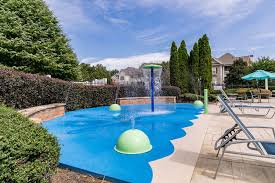 The estates at johns creek is an attractive and well maintained property in a great location! The Estates At Johns Creek Apartments 2100 Addison Ln Alpharetta Ga 30005