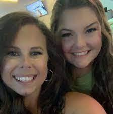 Ashley Oberst's Instagram, Twitter & Facebook