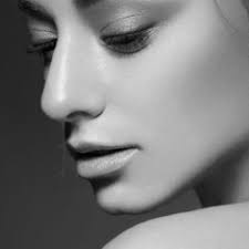 Stream Elli Ray music