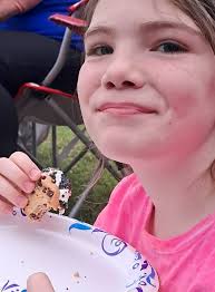 I'm out! Taken out by reel from a friend 🤦🏼‍♀️😂