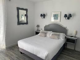 Maybe you would like to learn more about one of these? Hotel Des Colonnes Greoux Les Bains Hotels France