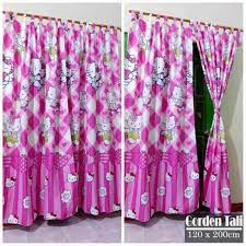 Apalagi untuk rumah minimalis, tata ruang yang cerdas dan tepat amat diperlukan, sehingga ruangan yang sempit sekalipun dapat terlihat indah maksimal. Gorden Hello Kitty Aneka Motif Untuk Jendela Dan Pintu Terbaru Juli 2021 Harga Murah Kualitas Terjamin Blibli