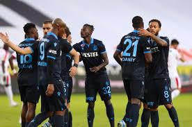 Son dakika beşiktaş haberleri ve transfer haberleri için sabah'ı takip edin. Renewed Trabzonspor Challenges Super Lig Leader Besiktas Daily Sabah