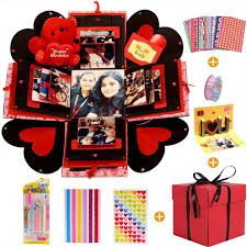 Boite Surprise Idee Cadeau Noel Idee Cadeau Noel Anniversaire Diy Idee Cadeau Saint Valentin Idées cadeaux cadeau anniversaire cadeau original cadeau de noël cadeau pour couple cadeau pour homme cadeau pour femme cadeau osez un cadeau d'anniversaire original. idee cadeau noel