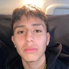 Erik Popp's Instagram, Twitter & Facebook