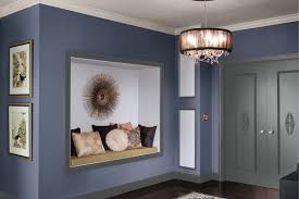 Velg blant mange lignende scener. Color Of The Month Midnight Show Colorfully Behr
